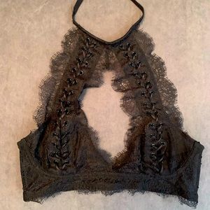 VS Very Sexy Lace-up Bralette